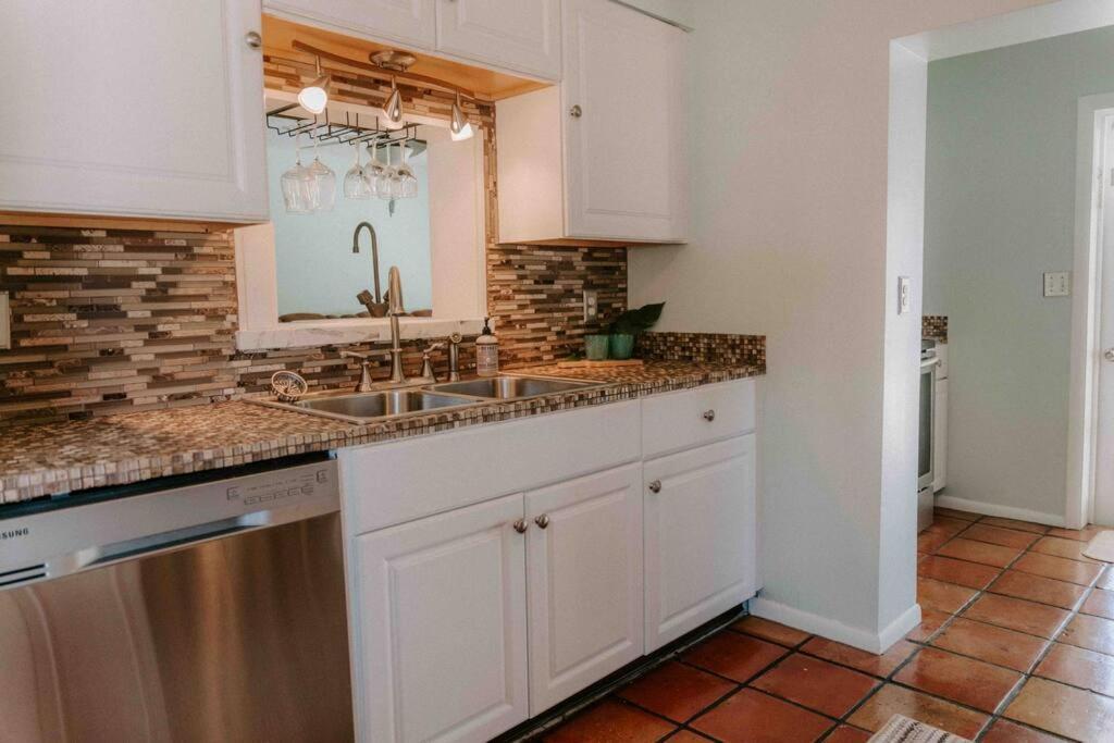 Entire Home, Heated Pool, Just 10 Min To Beach! Vero Beach Exterior photo